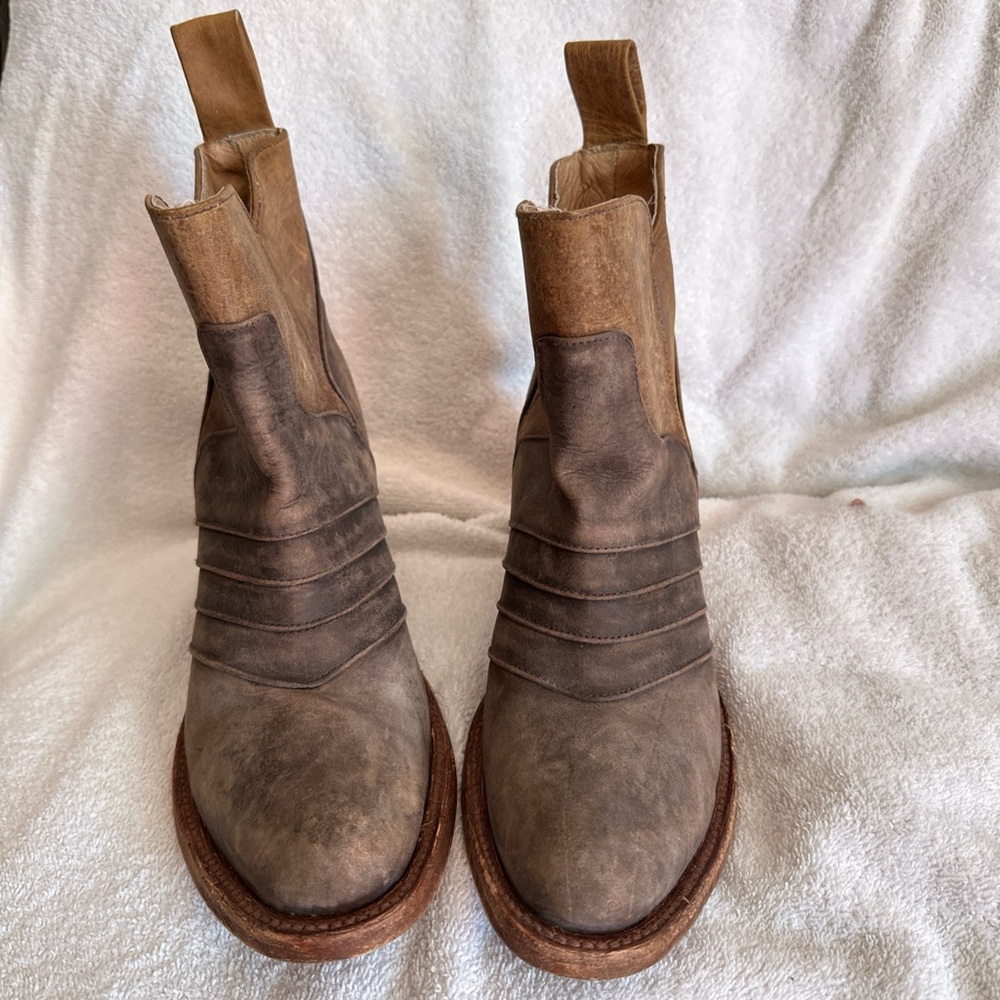 Women’s ankle boots